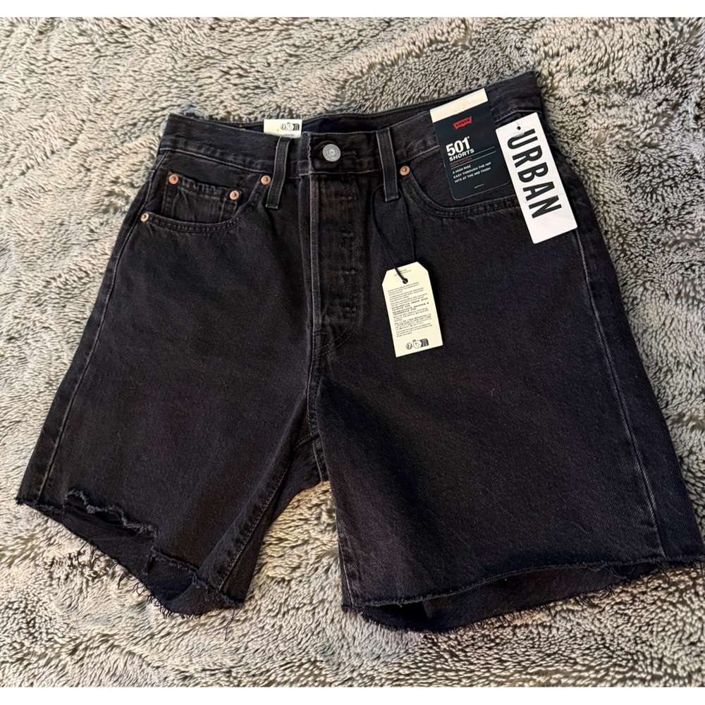 NEW Levi's® 501 Mid-Thigh Cutoff Denim Short